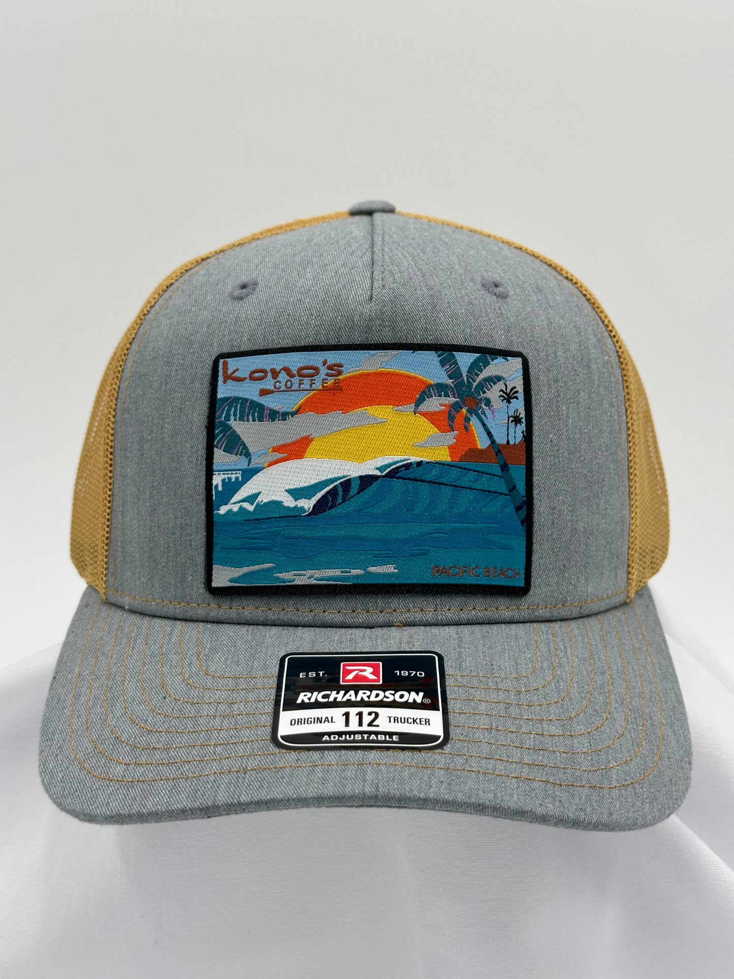 MESH BACK MURAL PATCH HAT
